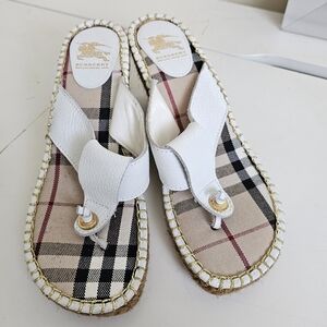 Burberry Nova Check Plaid White Leather Thong Espadrille Wedge Sandals. Size 40